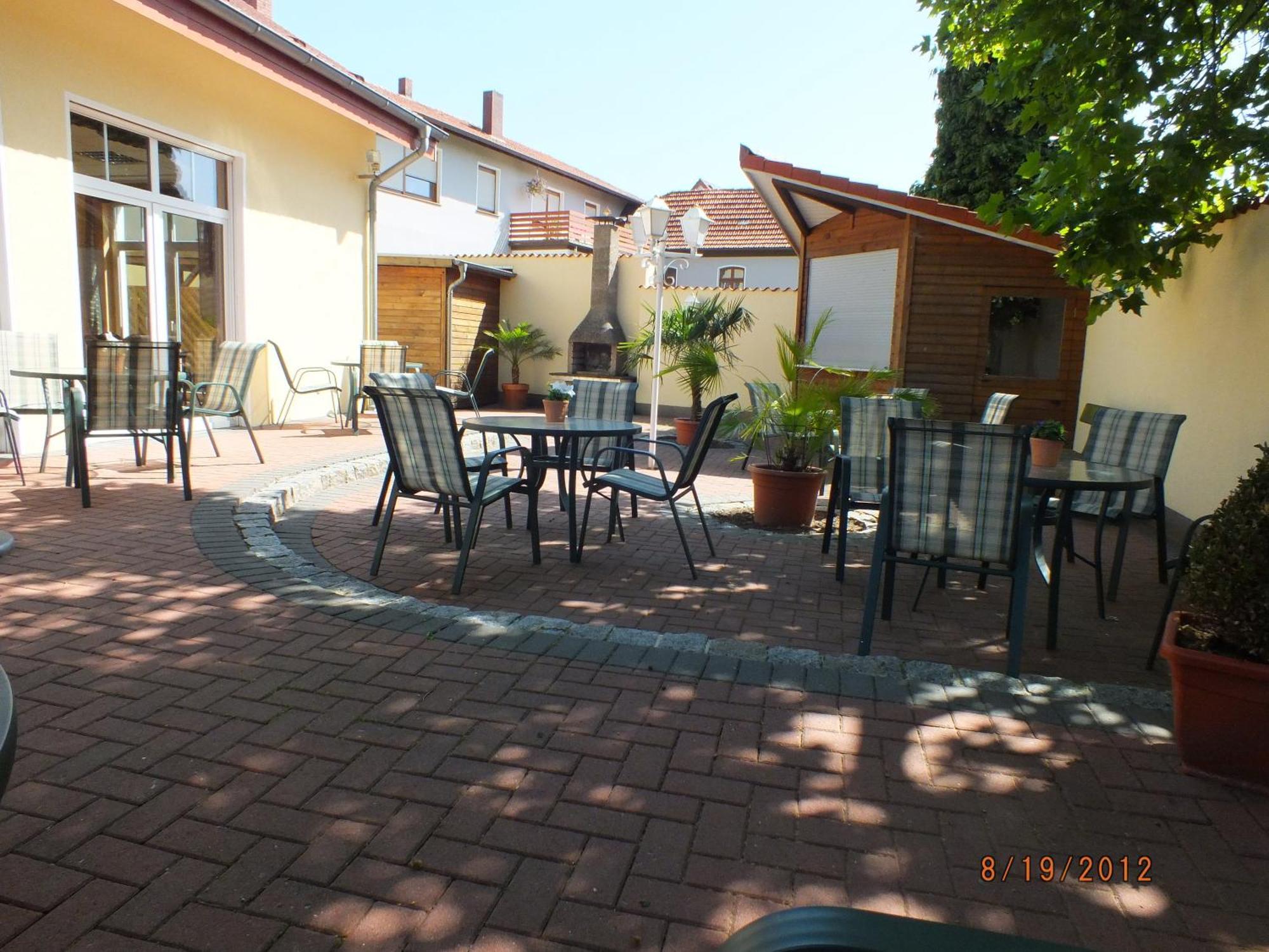 Hotel Bueraner Hof Melle Exterior photo